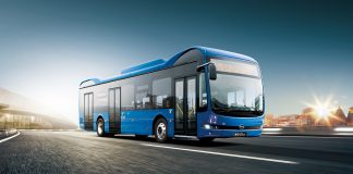 Forgalomban teszteltek egy új elektromos autóbuszt Budapesten